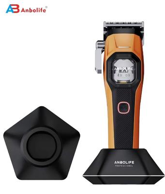 Professioneller Haarknipper mit 1,5 Stunden Ladezeit 150g Gewicht und 4*3*16cm Größe Wiederaufladbarer Haartrimmer