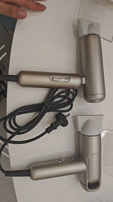 Professioneller faltbarer Haartrockner mit BLDC-Motor und Ionentechnologie für den Salon- und Heimgebrauch